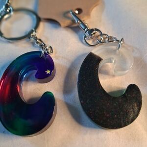 Epoxy Resin Alphabet Keychain "C"